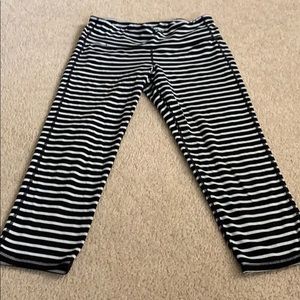 Athleta crop leggings